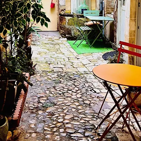 Le Logis Des Templiers Vieux Port