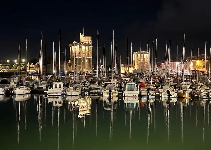 Le Logis Des Templiers Vieux Port Λα Ροσέλ